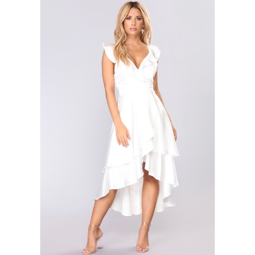 💖💖 Fashion Nova White Whitney Midi Dress 💖💖